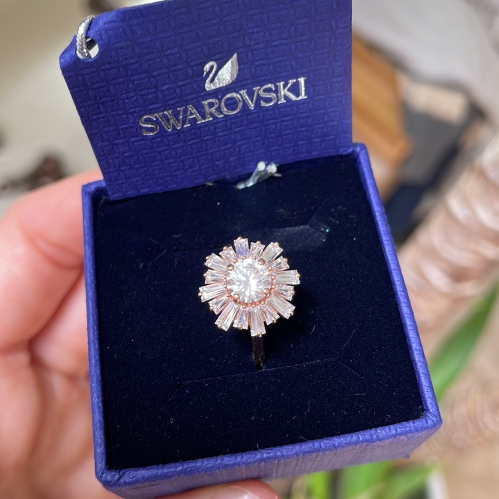 Swarovski Gold Women’s size 7 Sunshine ring, Rose Gold Plated. NWT